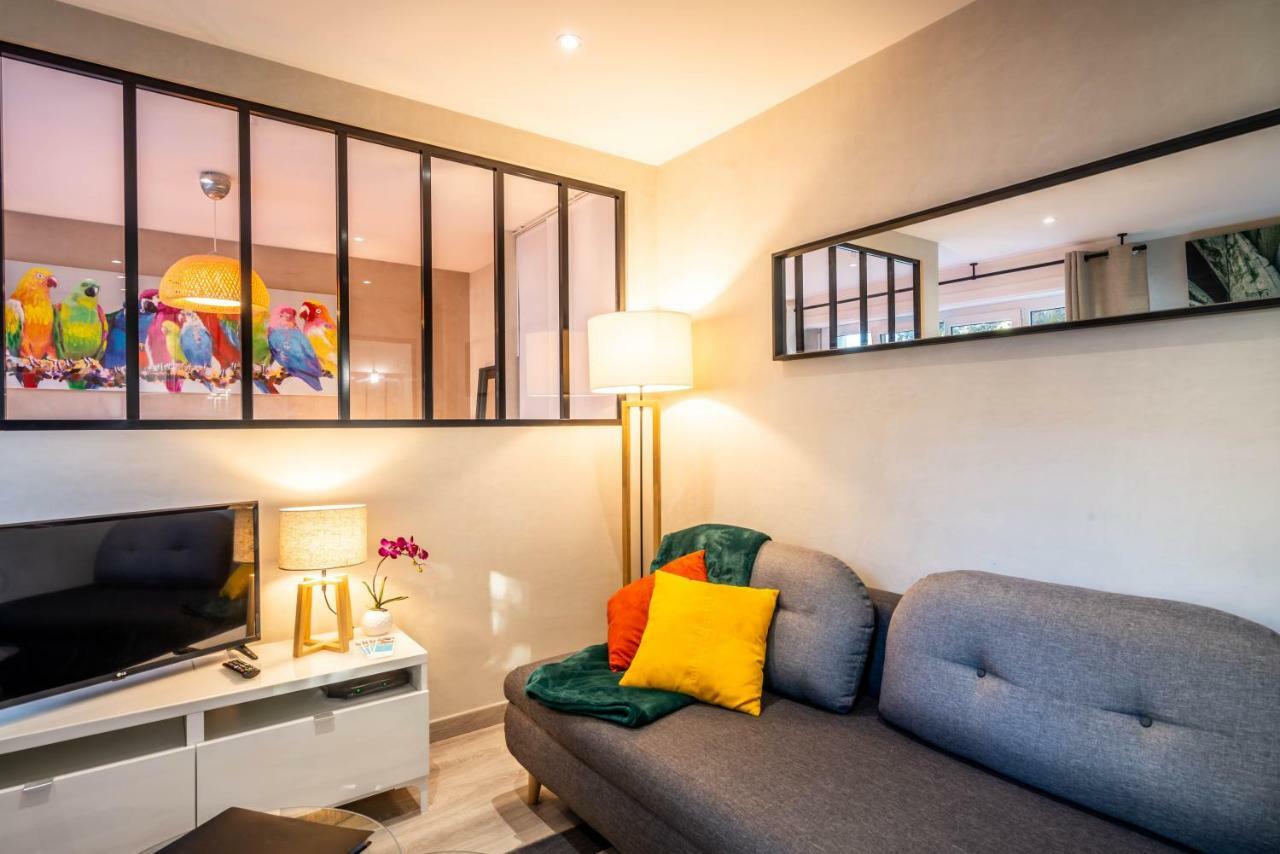 אנמסה Le Chatelet- Parking Gratuit - Cosy Et Design - A 10 Mn De Geneve מראה חיצוני תמונה